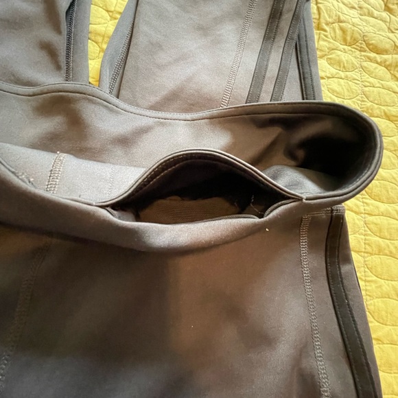 Adidas Climalite Gray Leggins w/black stripe, white logo & a hidden waist pocket - Picture 4 of 7